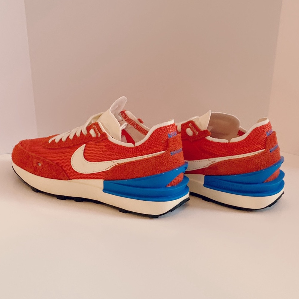 Nike Waffle One women’s shoe sz 6.5 color Picante & Blue